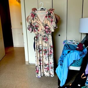 Dress size 3x floral design short sleeve